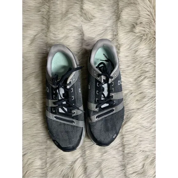 On Cloudgo Grey Black Road-Running Sneakers Men's Size 8.5 Women’s 10