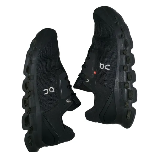 ON Running Men's Cloudstratus Black Athletic | Performance Running Shoes SZ 10.5