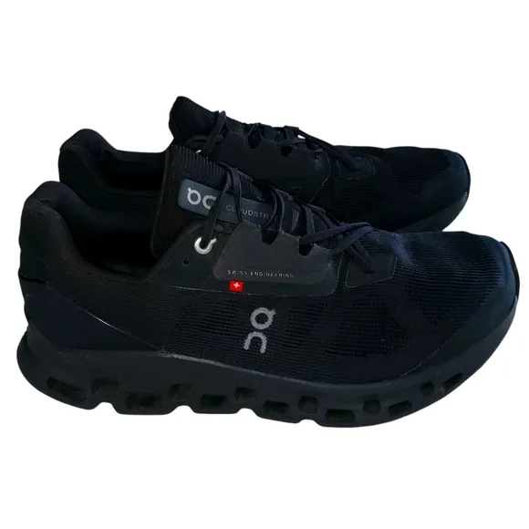 ON Running Men's Cloudstratus Black Athletic | Performance Running Shoes SZ 10.5