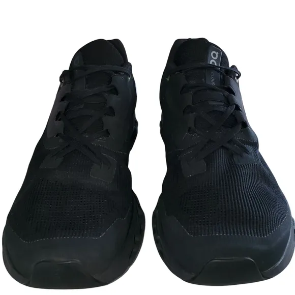 ON Running Men's Cloudstratus Black Athletic | Performance Running Shoes SZ 10.5