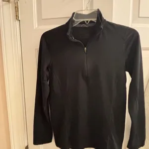Patagonia Capilene Midweight Zip-Neck S Black 1/4 zip pullover Baselayer EUC
