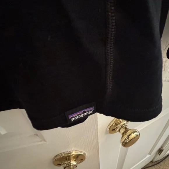 Patagonia Capilene Midweight Zip-Neck S Black 1/4 zip pullover Baselayer EUC