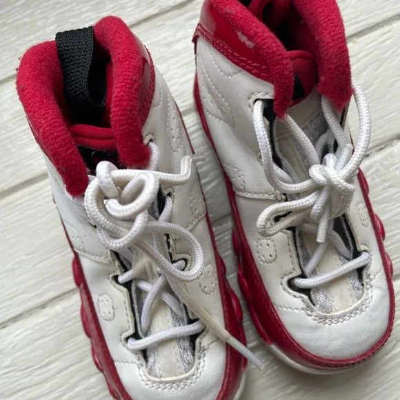 Preschool Retro Nike Air Jordan 9 Size 6c Shoes