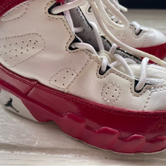 Preschool Retro Nike Air Jordan 9 Size 6c Shoes
