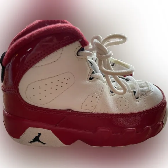 Preschool Retro Nike Air Jordan 9 Size 6c Shoes