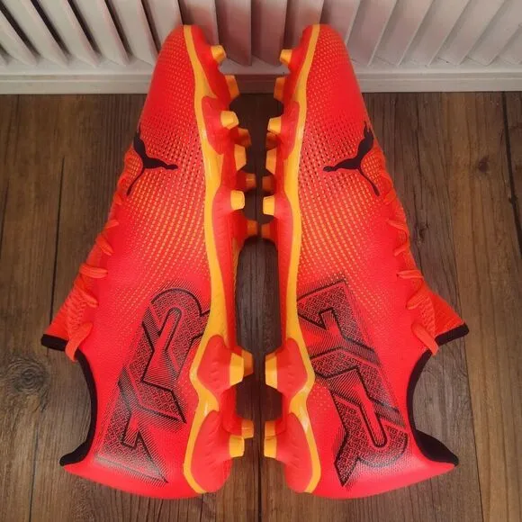 PUMA Future 7 Play FG/AG 107723-03 Mens 10.5 Black Sunset Glow Soccer Cleats NEW
