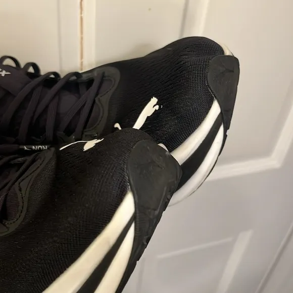 PUMA MagMax Nitro Running Shoes Sport NITROFOAM Black White  men’s Size 11.5