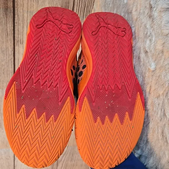 Puma Orange Cheeto Basketball Shoes, Boys Size 6, Great Condition