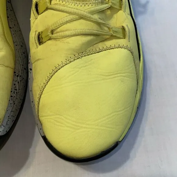 Puma Uproar Spectra Men’s Basketball Shoes Size 13 Yellow Leather Court Thunder
