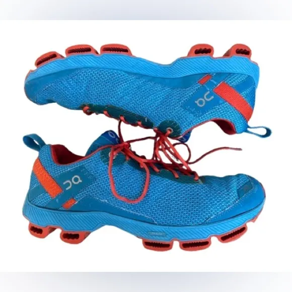QC On Cloud Men’s Running Shoes. Size 10.5