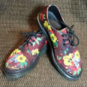 Rare Auth Dr. Martens Floral Flower Sneakers Shoes