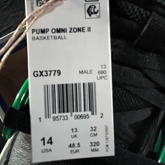 Reebok Pump Omni Zone II Basketball Shoes