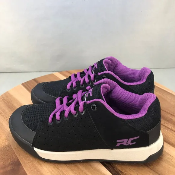Ride Concepts Livewire Mountain Biking Shoes Womens 7 Black Purple Low Top