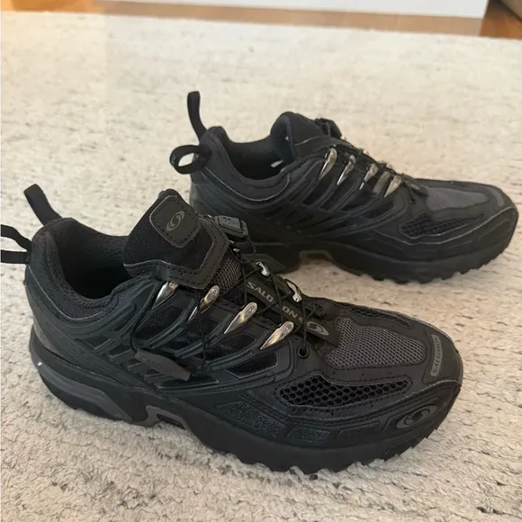 Salomon Women’s ACS Sneakers