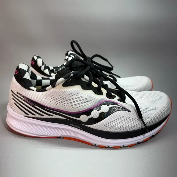 Saucony Ride 14 Black White with Pink Accent Running Shoes NWOT