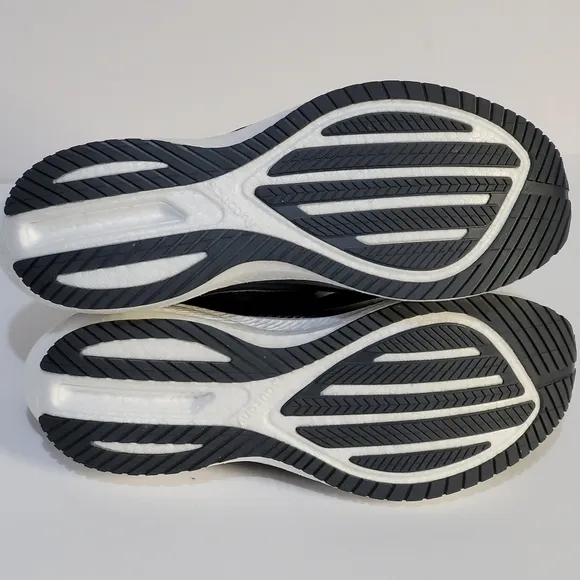 Saucony Triumph 20 Road Running Shoes Mens 12.5