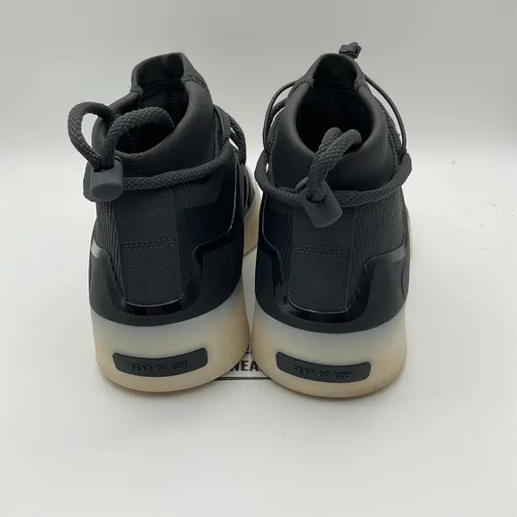 Size 10 - adidas Fear of God Athletics x I BASKETBALL Carbon Sesame (IE6179)
