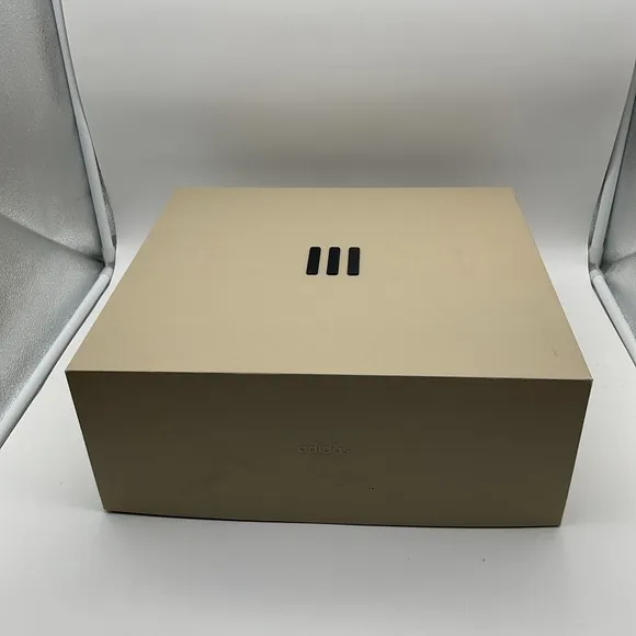 Size 10 - adidas Fear of God Athletics x I BASKETBALL Carbon Sesame (IE6179)