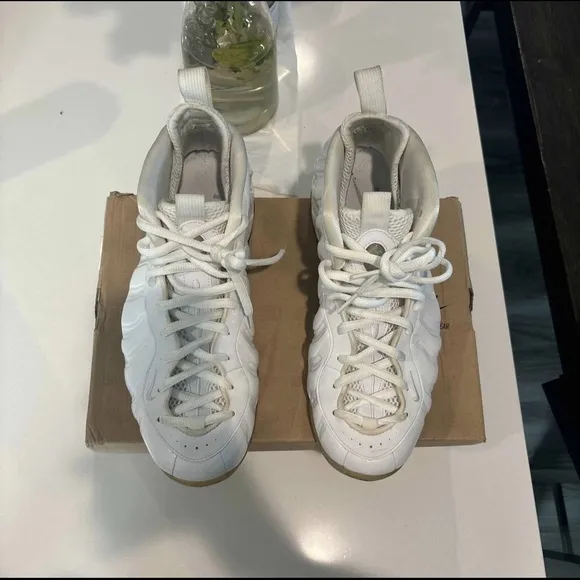 Size 10.5 - Nike Air Foamposite One White-Out