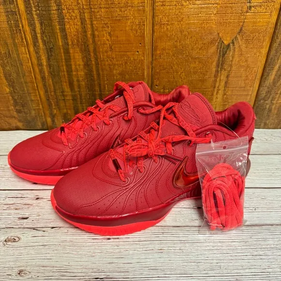 Size 11 - NIKE Lebron XXI Basketball Shoes (HF5951-600, Bright Crimson/Gym Red