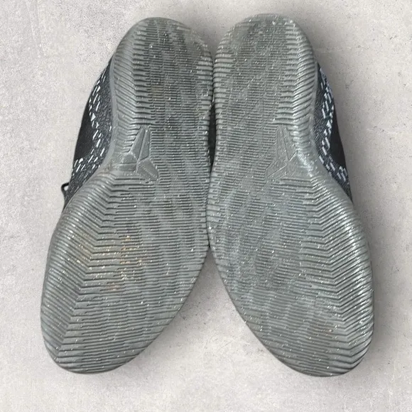 Size 11 - Nike Mamba Instinct EP Gray
