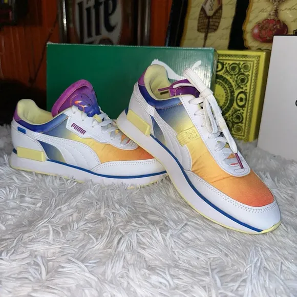 SIZE 7.5 PUMA FUTURE RIDER PRIDE 382634-01
