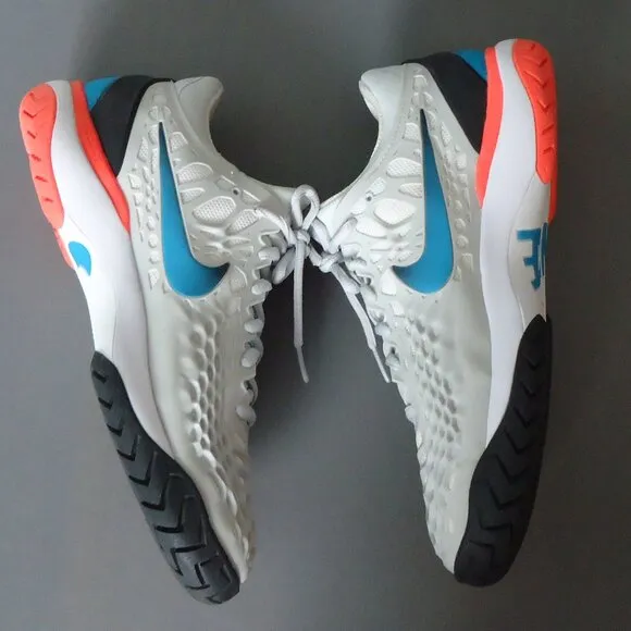 SIZE 9.5. NIKE 918199-046 Zoom Cage 3 hard court tennis sneakers shoes.