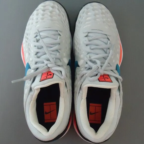 SIZE 9.5. NIKE 918199-046 Zoom Cage 3 hard court tennis sneakers shoes.