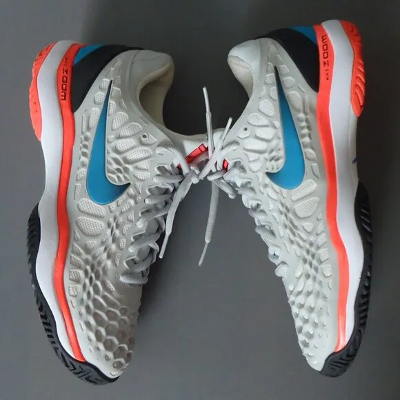 SIZE 9.5. NIKE 918199-046 Zoom Cage 3 hard court tennis sneakers shoes.