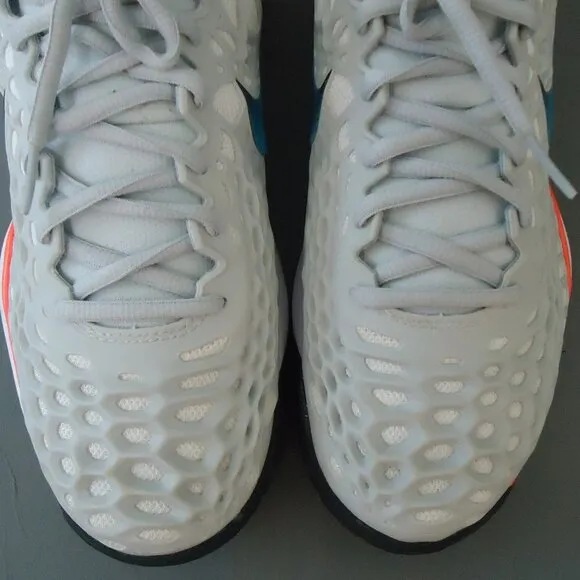 SIZE 9.5. NIKE 918199-046 Zoom Cage 3 hard court tennis sneakers shoes.