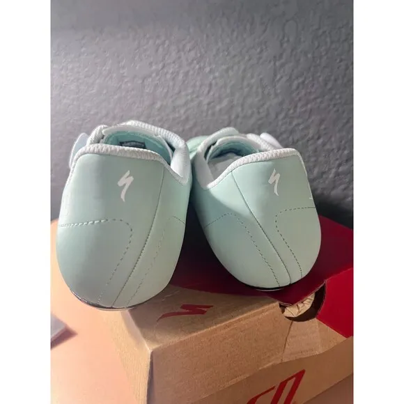 Specialized Torch 1.0 Cycling Shoes Men 8 Women 9.5 White Sage Sports  NIB