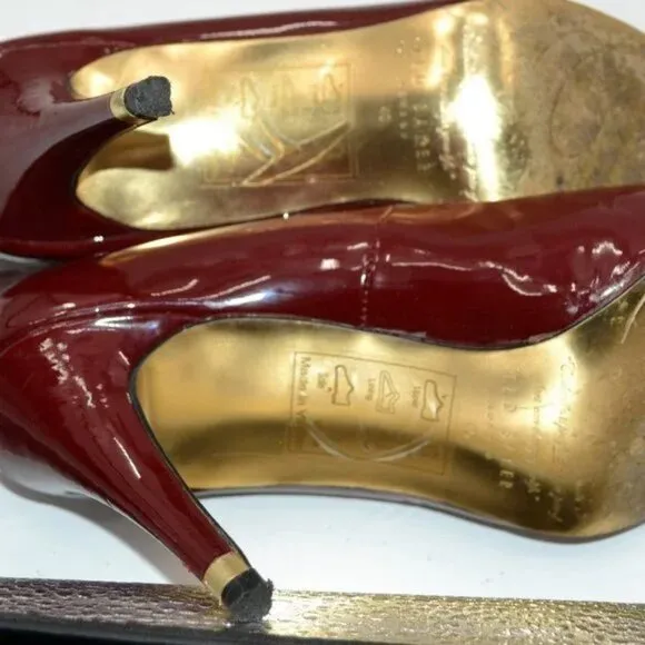 Ted Baker Christmas Red Patent Leather Gold Dress Heels Court Pumps 40 9-9.5