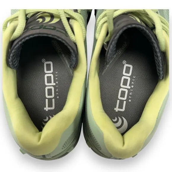 TOPO Athletic MTN Racer 2 Womens Size 9 Trail Hiking Running Shoes Vibram