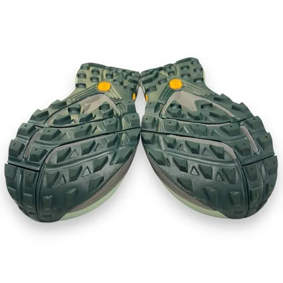 TOPO Athletic MTN Racer 2 Womens Size 9 Trail Hiking Running Shoes Vibram