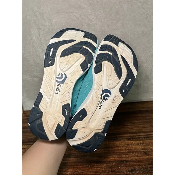 Topo Cyclone Cyan Blue Red White Athletic Running Shoes Sneakers Mens Size 11