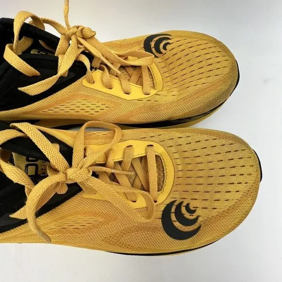 Topo Ultrafly 3 5mm Drop Yellow Road Running Shoes Size 10