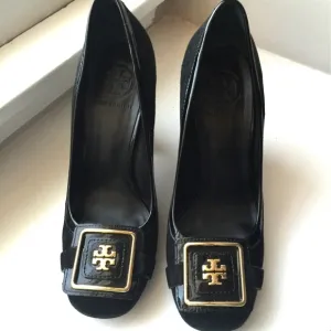 Tory Burch pumps