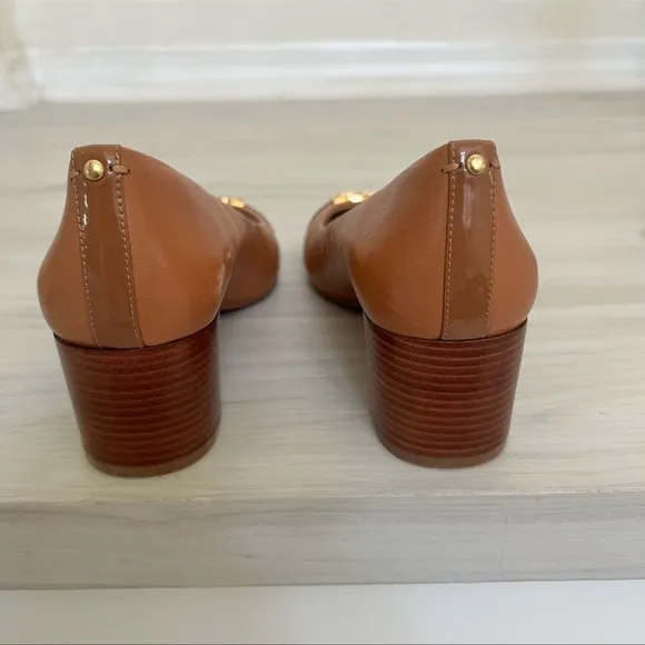 TORY BURCH RALEIGH CAP TOE PUMPNWOT never worn.