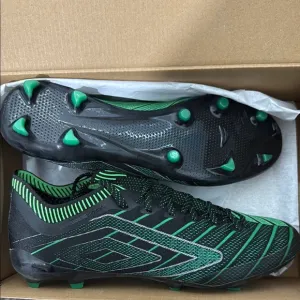 Umbro Black and Mint Athletic Shoes with Knit Upper