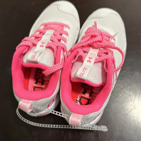 Under Armour Girl Soccer Shoes