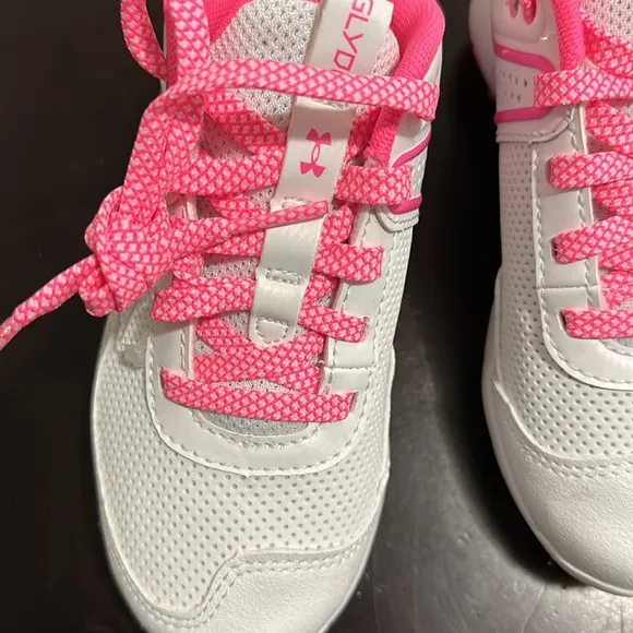 Under Armour Girl Soccer Shoes