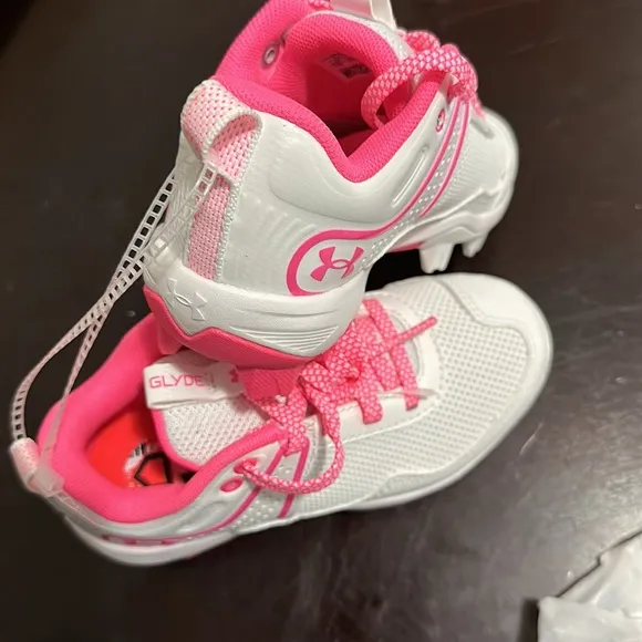 Under Armour Girl Soccer Shoes
