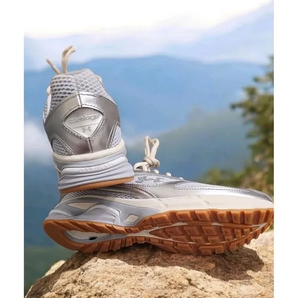 Under Armour HOVR Men's Apparition Shoes Size 10.5 Women's 12 Silver /Gray /Gum‎