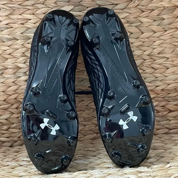 Under Armour Magnetico 2.0 Soccer Cleats‎