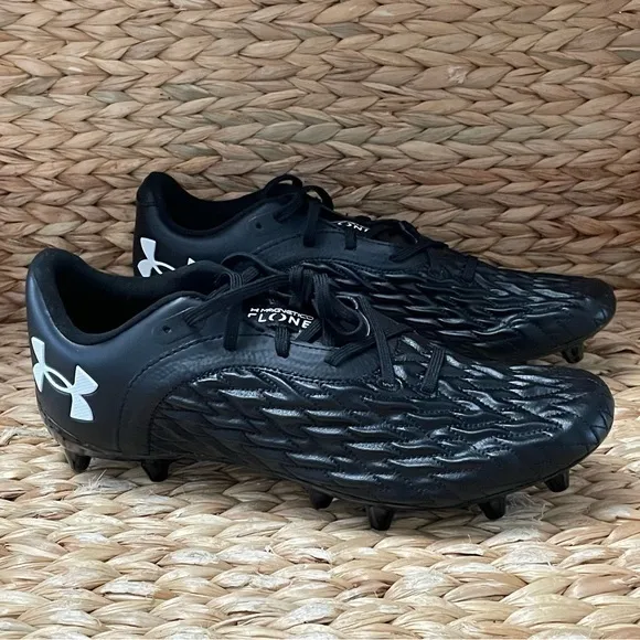 Under Armour Magnetico 2.0 Soccer Cleats‎