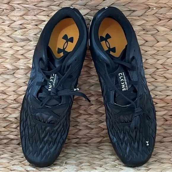 Under Armour Magnetico 2.0 Soccer Cleats‎