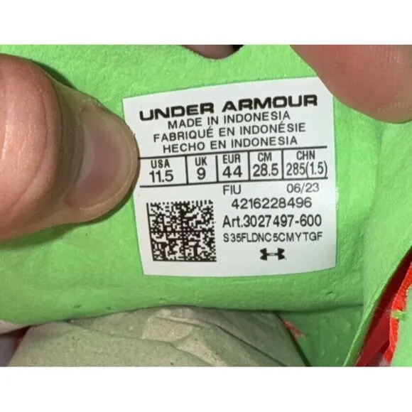 Under Armour Magnetico Pro 3 FG Womens Soccer Cleats Size 11.5 Red Green Blue