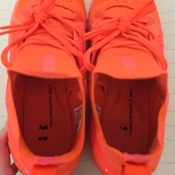 Under Armour Mens HOVR Phantom RN Bright Red Orange Knit Running Shoes Size 10.5