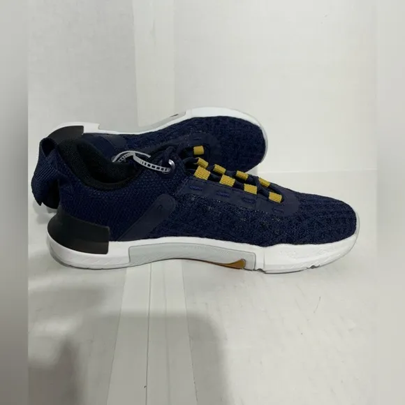 Under Armour Notre Dame Fighting Irish Train Shoes Men's Size 5.5 Women’s Size 7