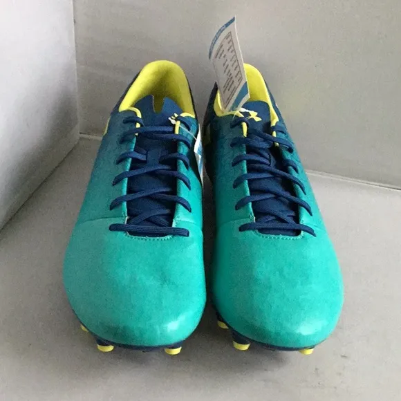UNDER ARMOUR SOCCER SHOES.